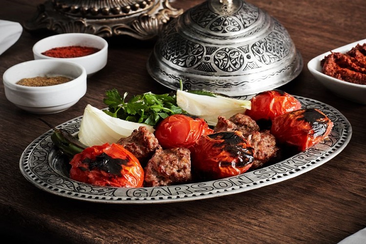 Domatesli Kebap Siparişi